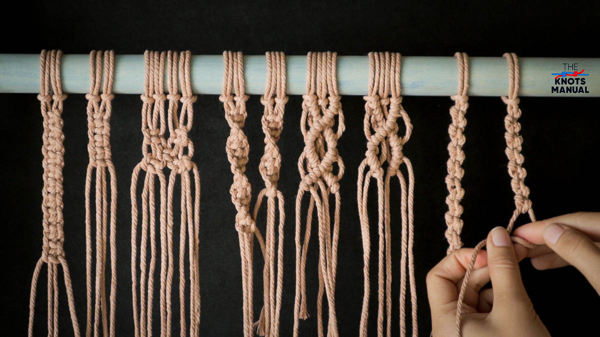 Alternating Macrame Half Hitch Knot Step 5