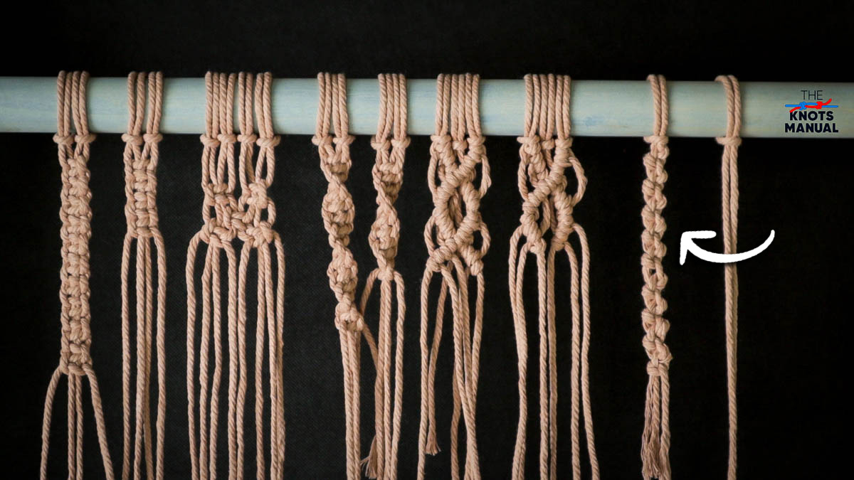 Alternating Macrame Half Hitch Knot