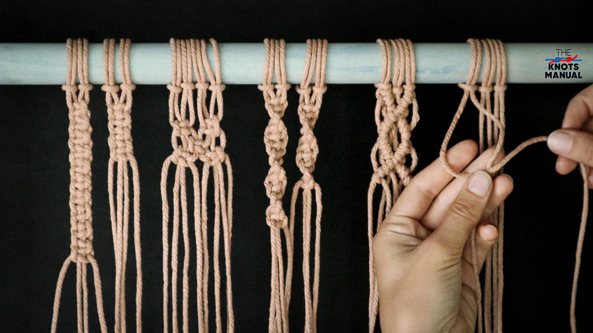 Double Macrame Half Hitch Knot Step 1