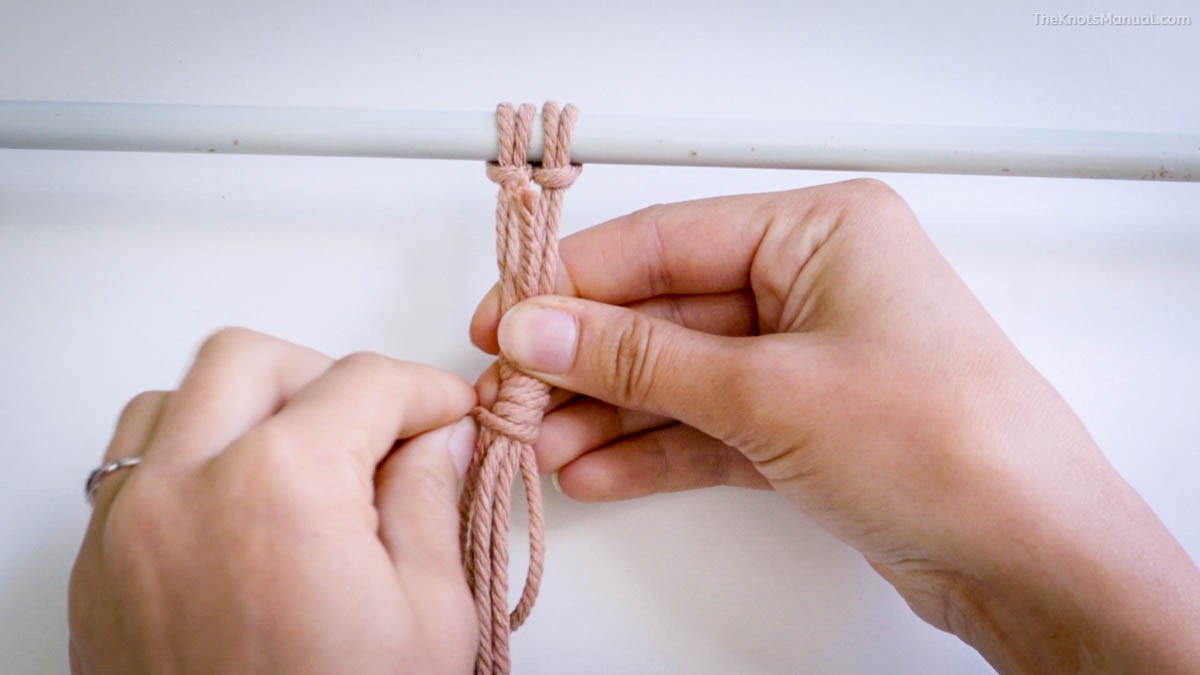 Gathering Knot (Wrapping Knot) Step 4