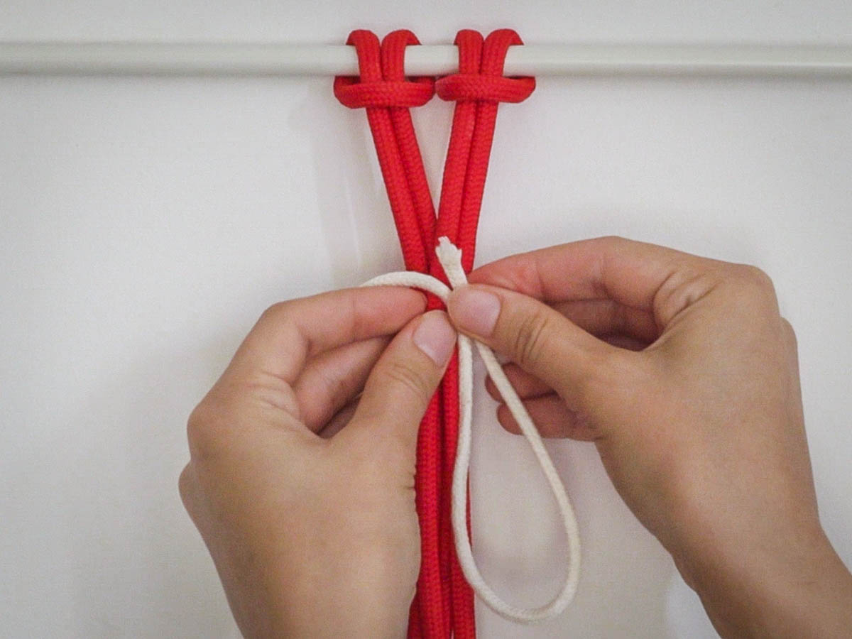 Macrame Gathering (Wrapping) Knot Step 2