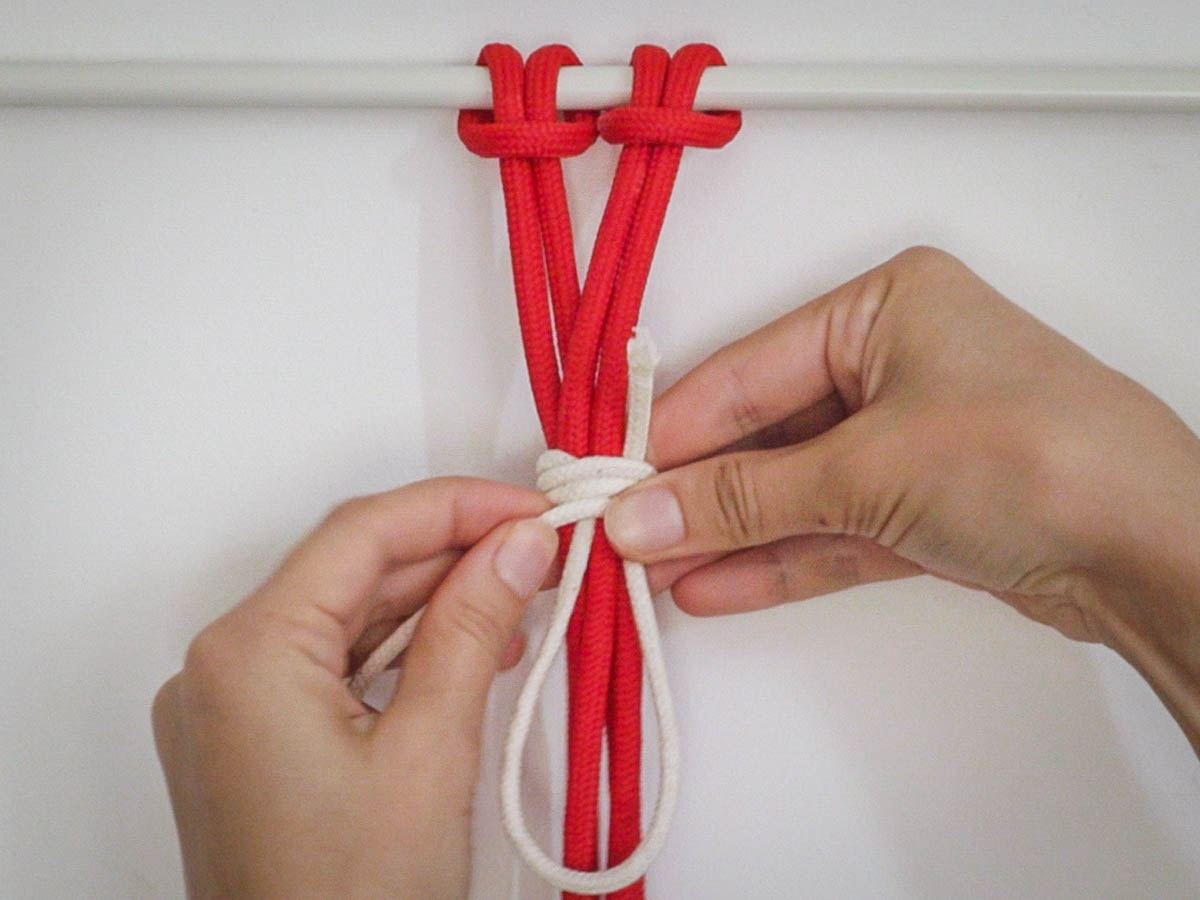 Macrame Gathering (Wrapping) Knot Step 3