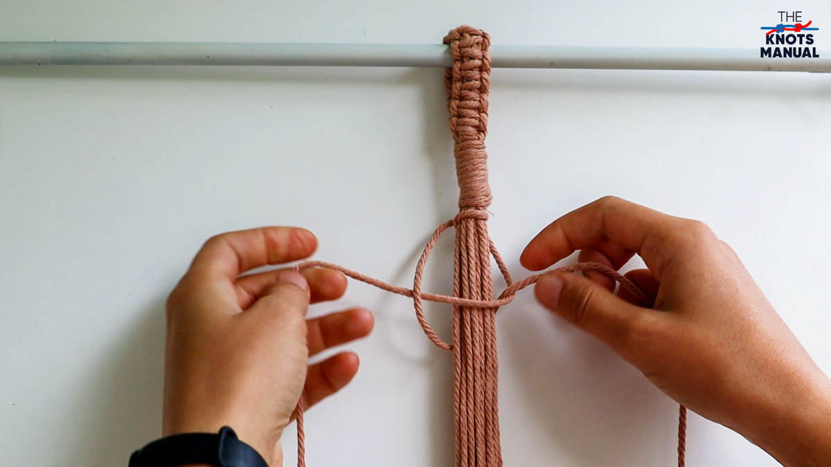 Macrame Plant Pot Hanger Free DIY Pattern - step 22